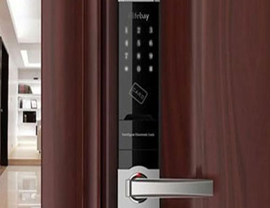 威宁24小时上门开锁公司